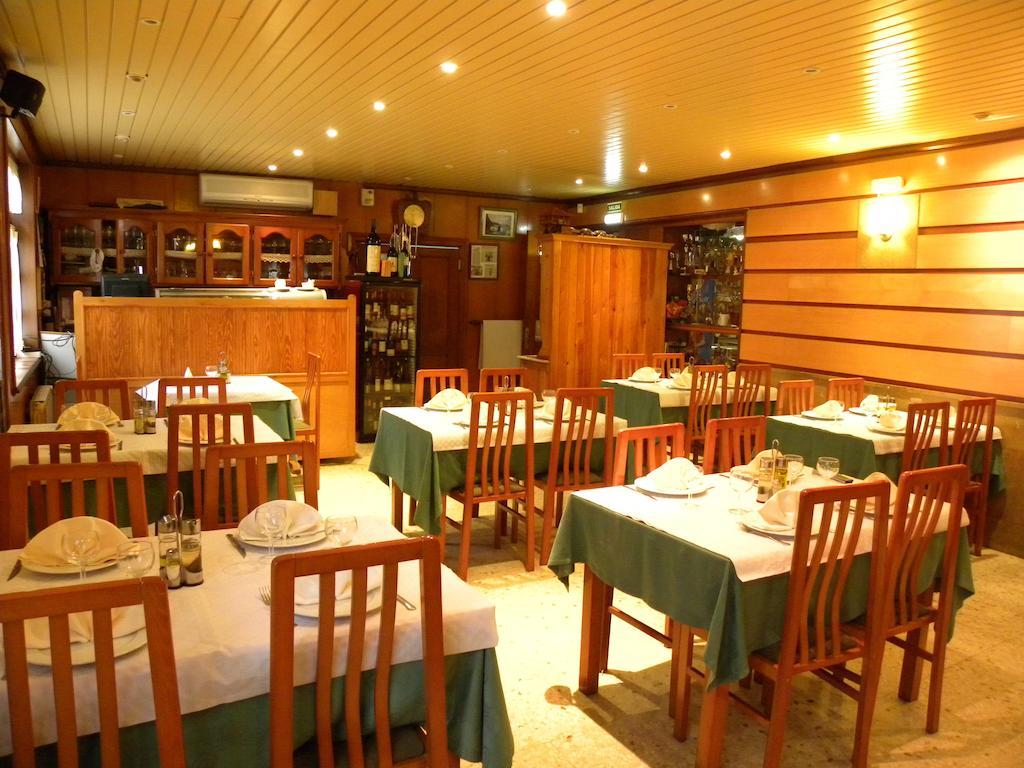 Hotel Restaurante Casa Fernando Ballota Extérieur photo