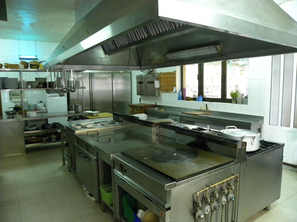Hotel Restaurante Casa Fernando Ballota Extérieur photo